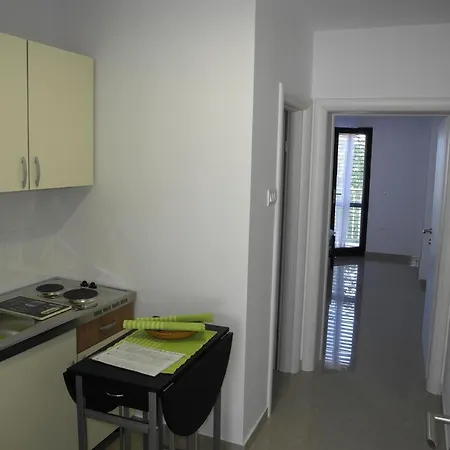 Ferienwohnung Fur 3 Personen Ca 35 Qm In Crikvenica, Kvarner Bucht Und Umgebung - B54868 Crikvenica